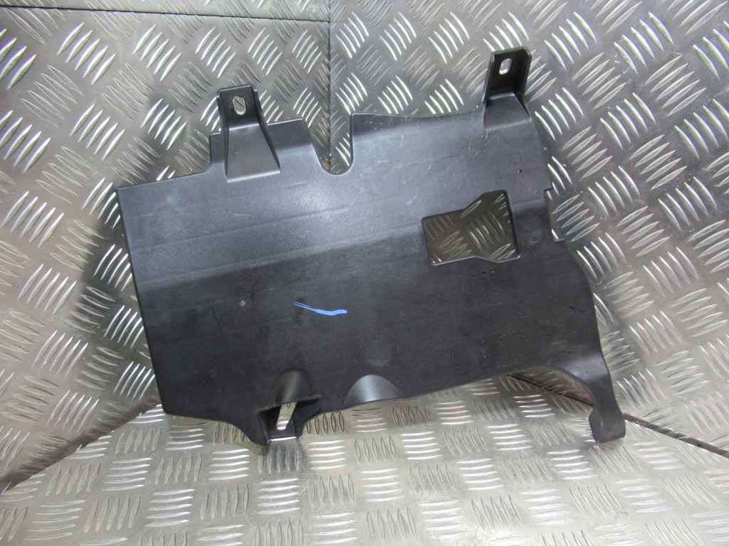 фото №1, Защита салона mercedes w206 a2066841000