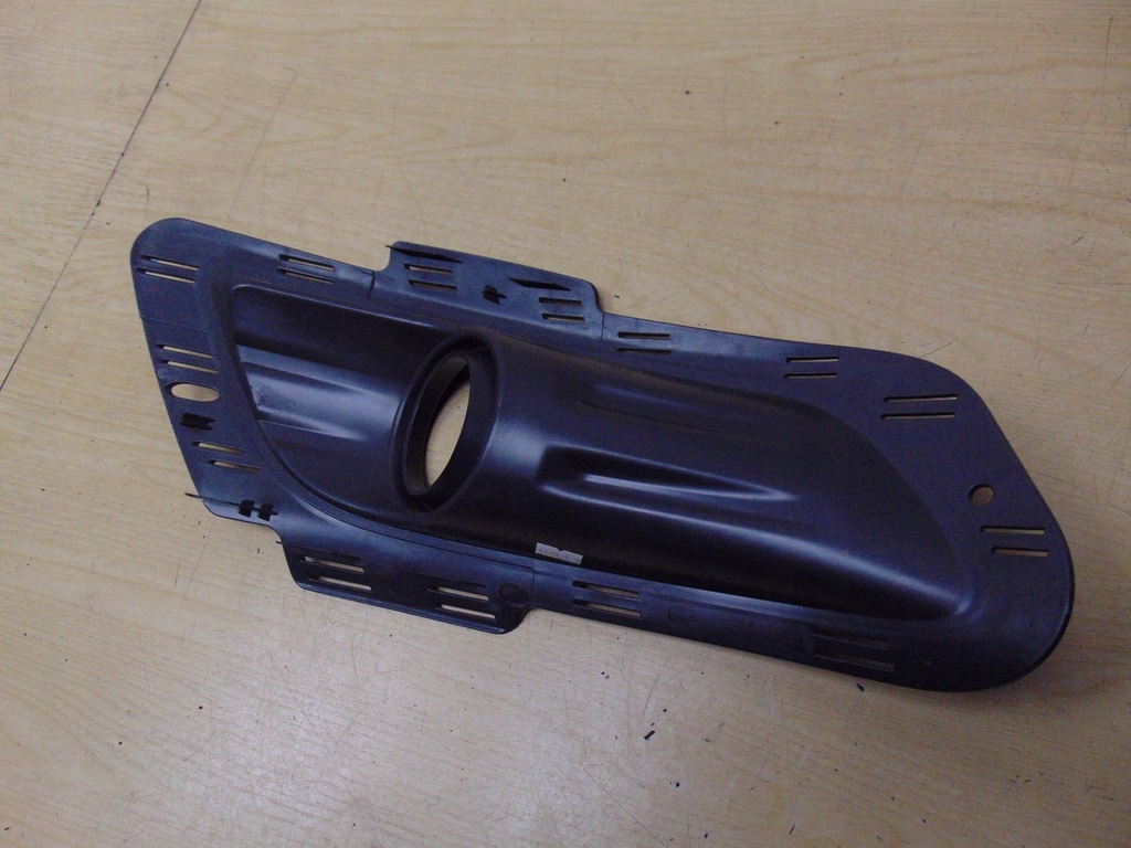 фото №10, Решётка рамка противотуманной фары левая ford transit courier