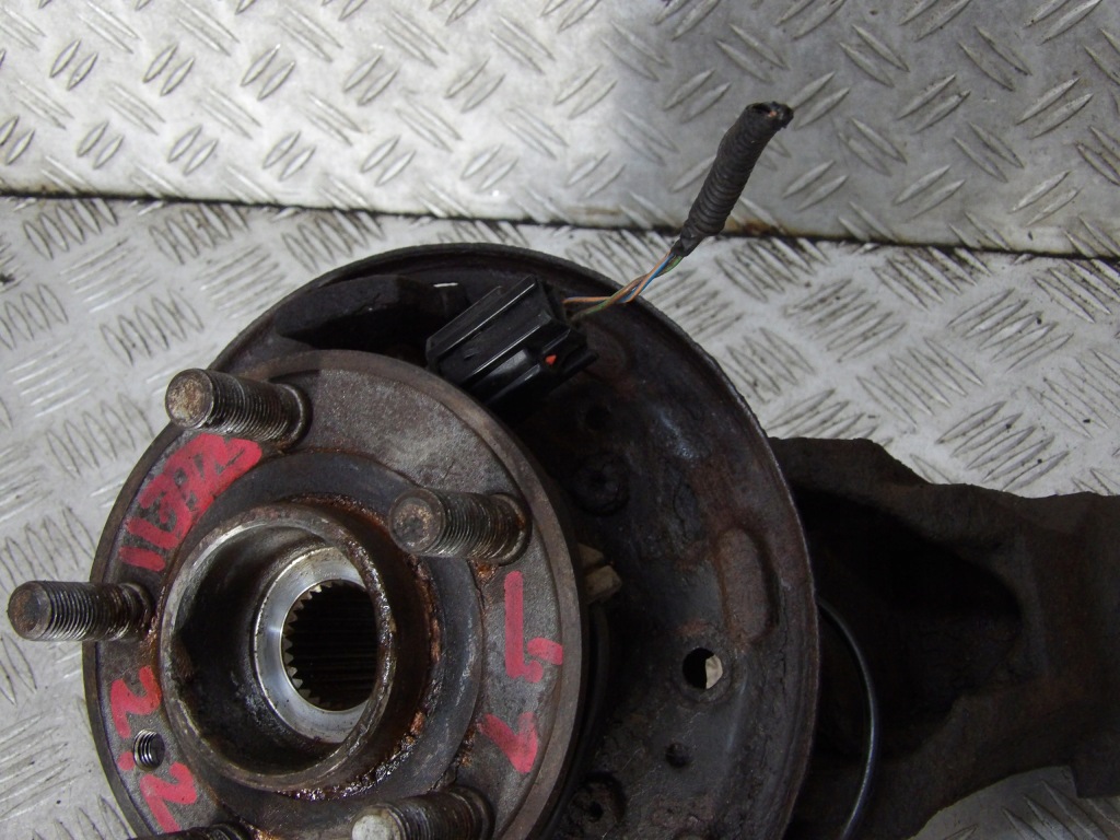 Land rover freelander 2 поворотний кулак ступиця ліва правий задній Доставка