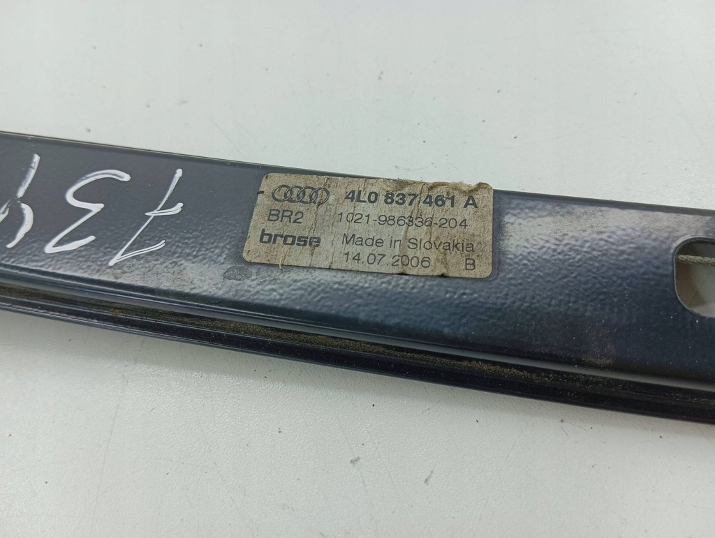 фото №5, Audi q7 4l 2006 левая сторона подъемник стекло дверь передних