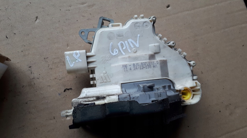 фото №1, S4 b8 lift a4 замок двері лівий перед 6pin a5 q5 a6