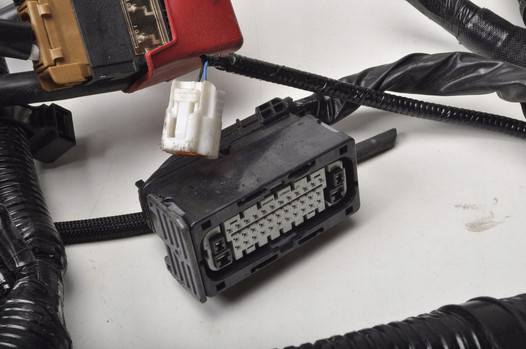 фото №10, Suzuki jimny iv 1.5 16v жгут электропроводка отсек двигателя 23r