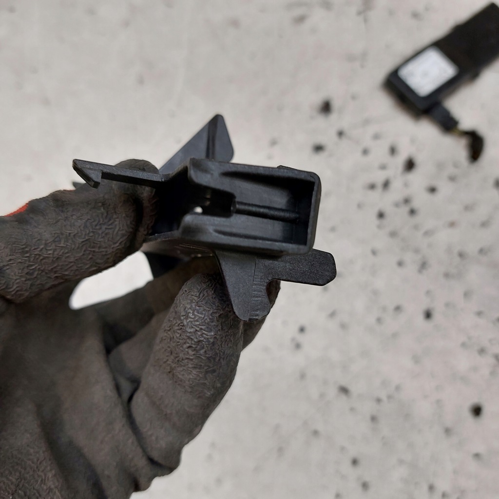 фото №13, Opel astra j insignia a модуль замка центрального