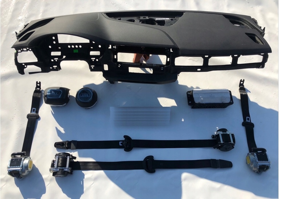 фото №1, Audi a5 8w приборная панель приборная панель консоль подушки безопасности ремни