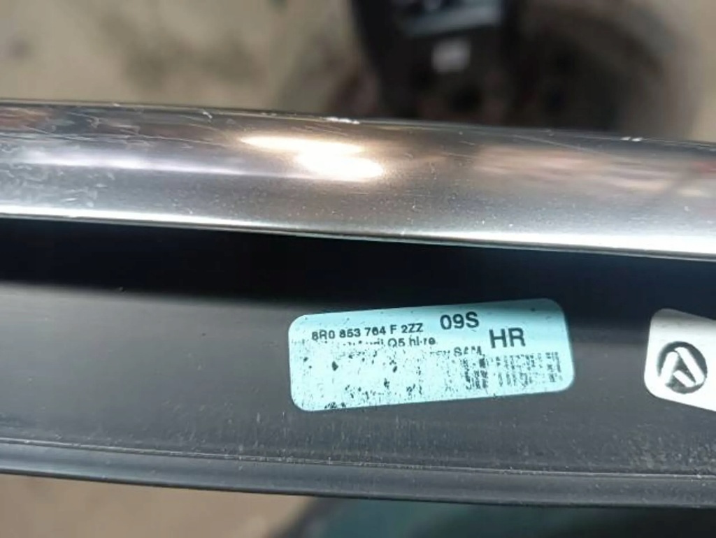 фото №6, M25 audi q5 8r 08-16 хром молдинг ущільнювач правий задня 8r0853764f