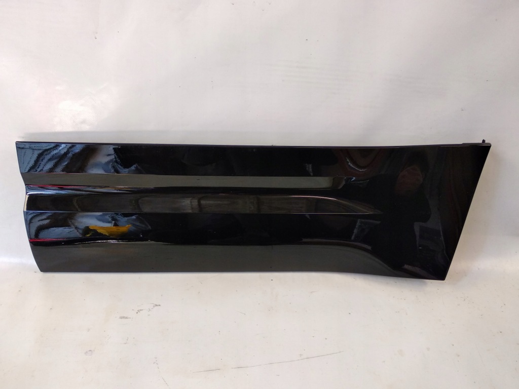 фото №3, Land rover defender молдинг дверь левая задняя 2019-