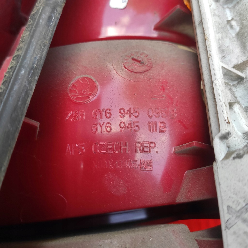 фото №8, Лампа левая правая задняя задняя skoda fabia i hb комплект