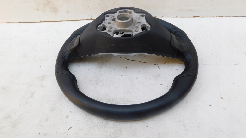 фото №10, Повітропровід vw golf viii r-line шкіра org m-chód po