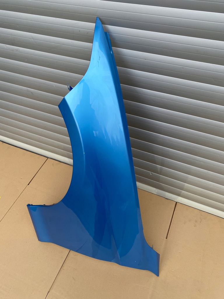 Крило ліве перед передній bmw 1 f20 f21 2 f22 f23 оригінальний c1r Зі Шроту