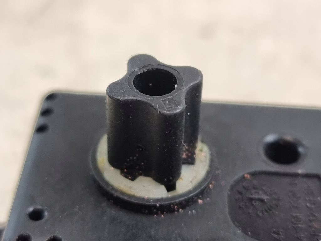 фото №12, Моторчик отопителя оригинальный номер 52408227 alfa romeo 159