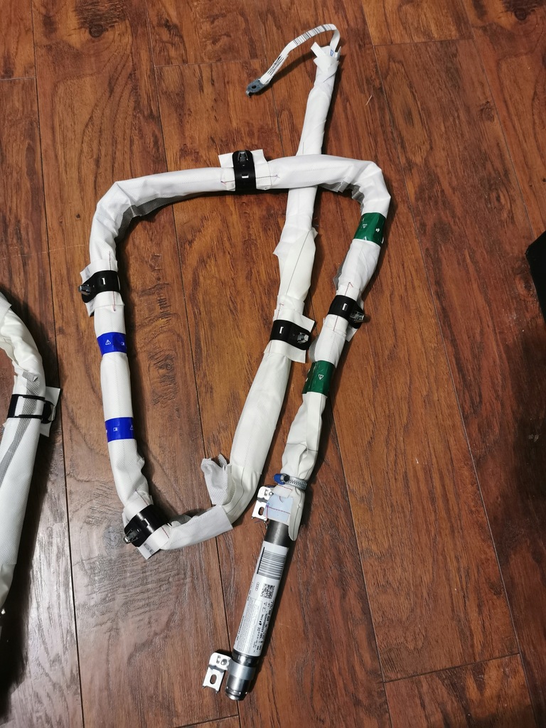 фото №5, Audi q5 nowa шторка безопасности правая левая 8r0889741f 8r0889742f