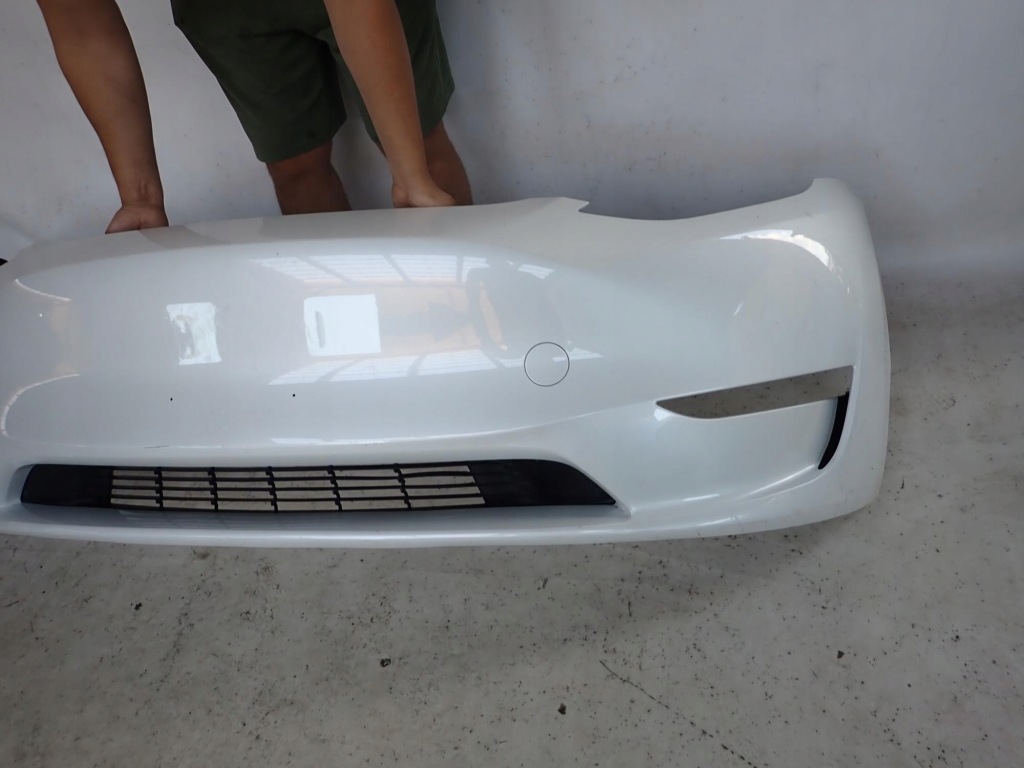 фото №4, Tesla model y 20- бампер перед передний