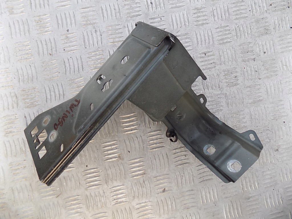 фото №1, Renault twingo iii кронштейн крила