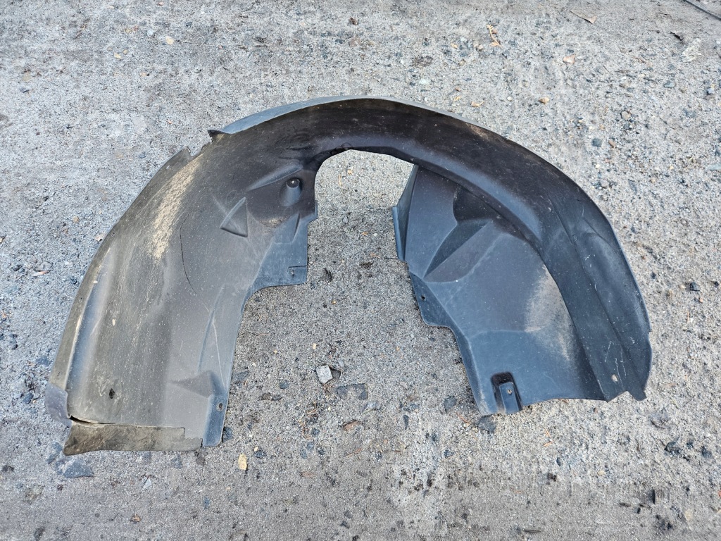 Купить Подкрылок левый перед alfa romeo giulietta 50513413