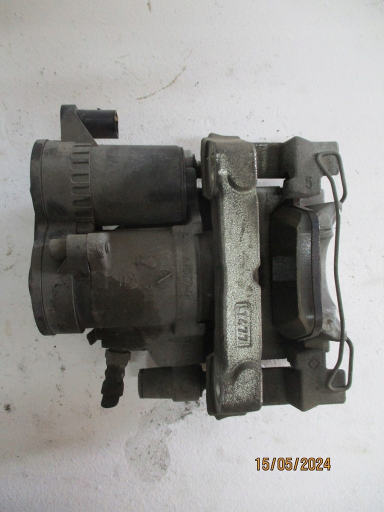 фото №2, Суппорт суппорты alfa romeo stelvio 2,2 задняя задние