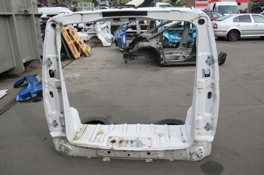 Купить Jumpy scudo expert 3 iii proace ii vivaro c стойку левый правый ремень задний  задний