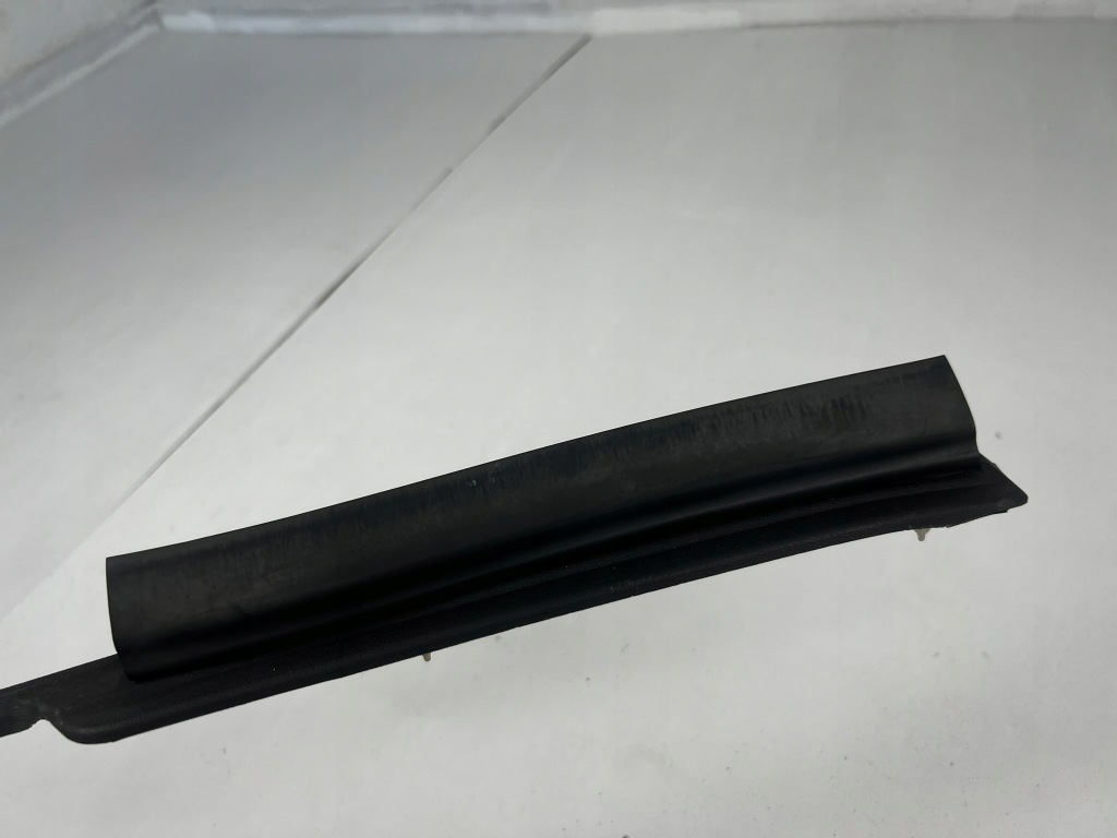 фото №11, Toyota rav4 iii lift 2010 - 2012 молдинг прокладка капот 53039-42010