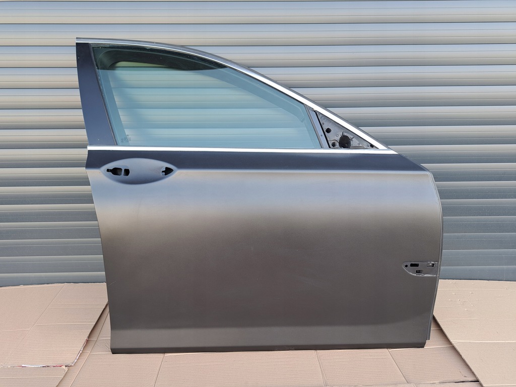 фото №1, Правое дверь передние перед bmw 7 f01