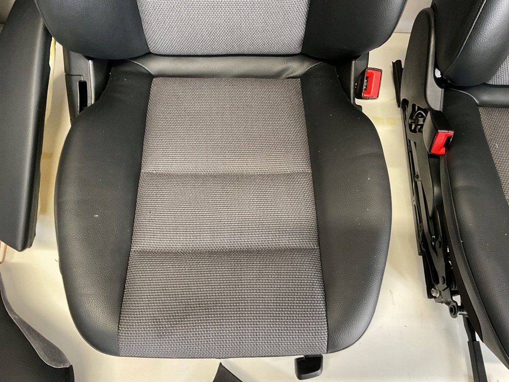 фото №10, Сиденья заднее сиденье mercedes w204 kombi europa