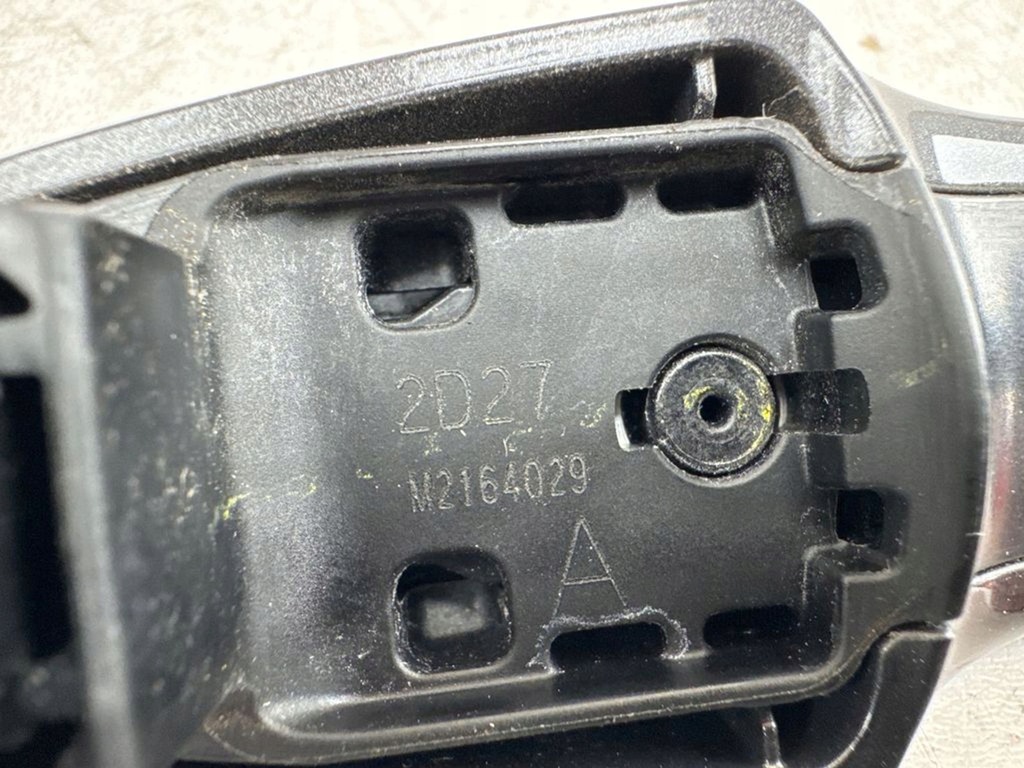 фото №11, Toyota yaris cross 2022 перед сторона ліва ручка зовнішня двері передніх