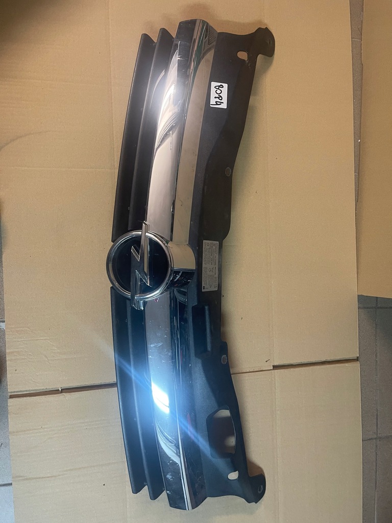 фото №1, Opel astra h 04-07 решётка радиатора решётка радиатора оригинал