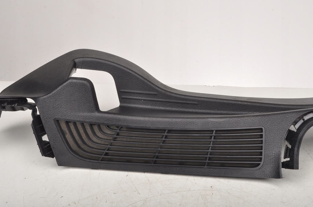 фото №9, Bmw 2 f46 gran tourer обшивка багажника задний левый