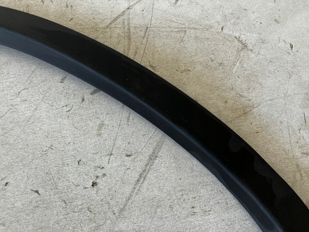 фото №4, Rav4 v молдинг накладка крыла левый задняя