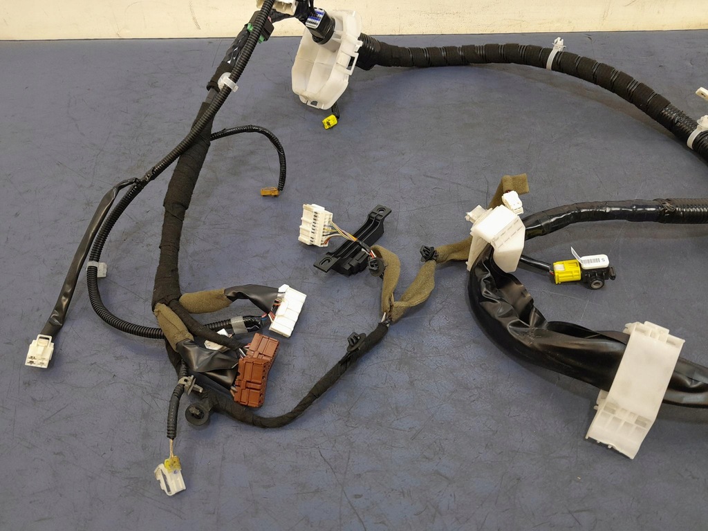 фото №4, Infiniti q50 hybrid жгут elektr сторона правая