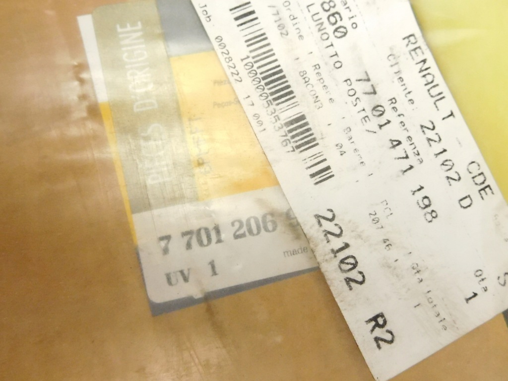 фото №8, Стекло задняя renault clio ii 7701471198