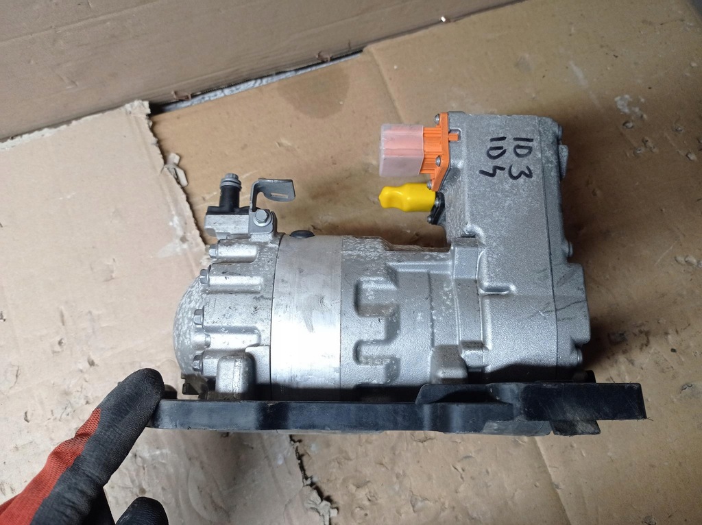 фото №6, Насос компрессор кондиционера vw id3 id4 1ea820808d