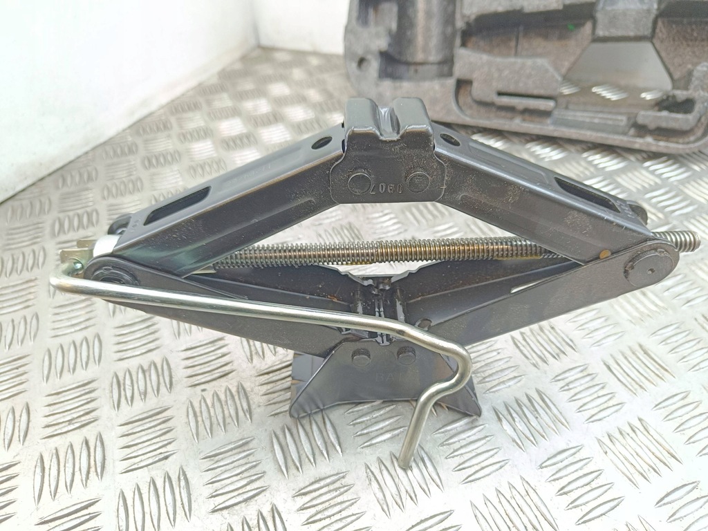 фото №8, Citroen c4 i picasso 2007 набор инструментов