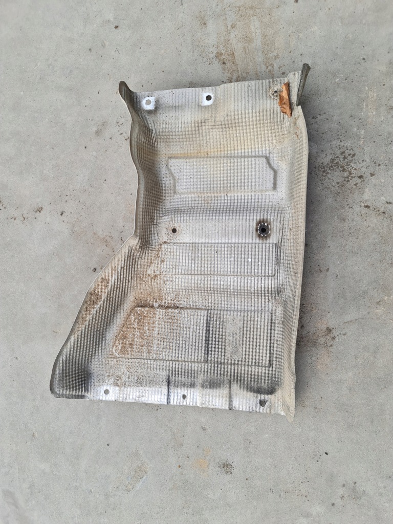 фото №1, Захист теплова підвіска vw t5 7h0825661a