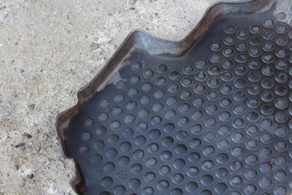 фото №8, Вкладыш обшивка багажника subaru impreza ii gd hawkeye kombi