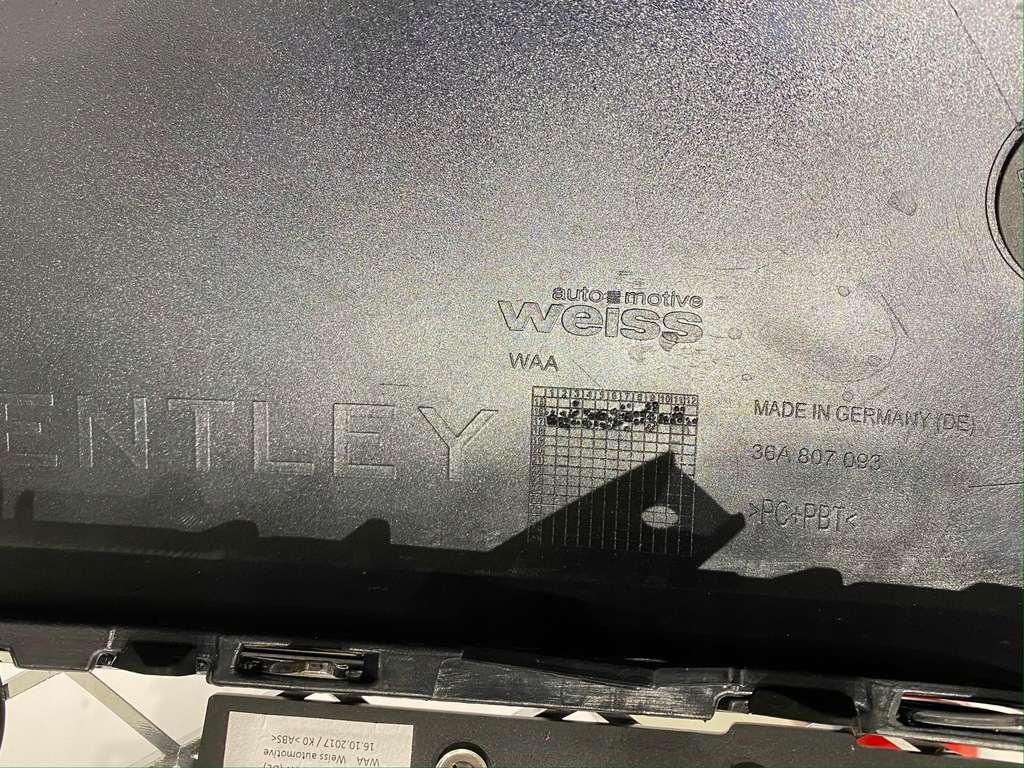 фото №8, Bentley bentayga передній бампер бампер 36a807093