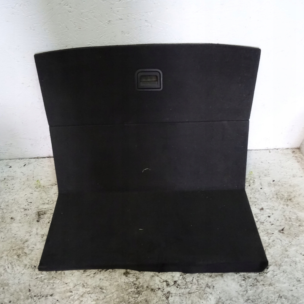 фото №1, Audi a4 b6 kombi обшивка багажника