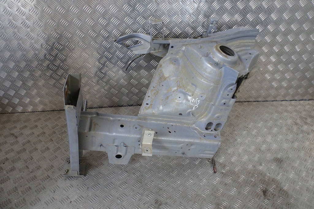 фото №1, Mg marvel r четверть лонжерон перед передняя правая 22-