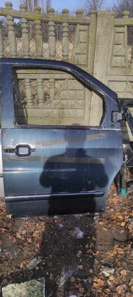 фото №1, Mercedes w638 vito дверь правый перед передние