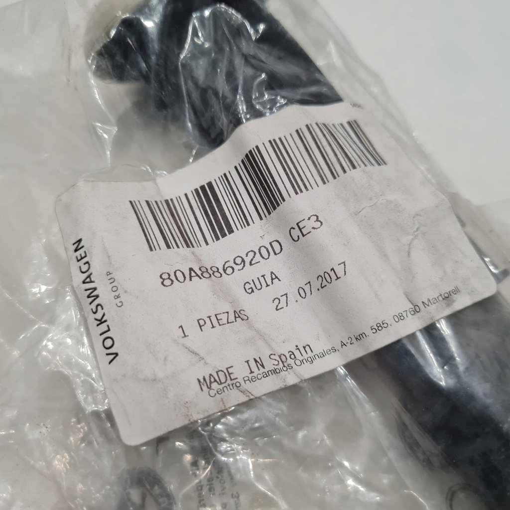 фото №6, Audi q5 напрямна підголівник 80a886920d