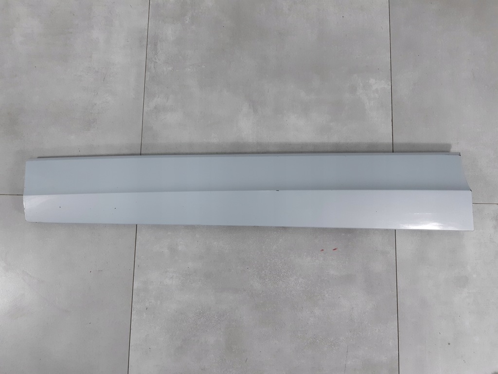 фото №1, Vw t-roc 2ga r-line молдинг дверь левый перед 2ga853719a