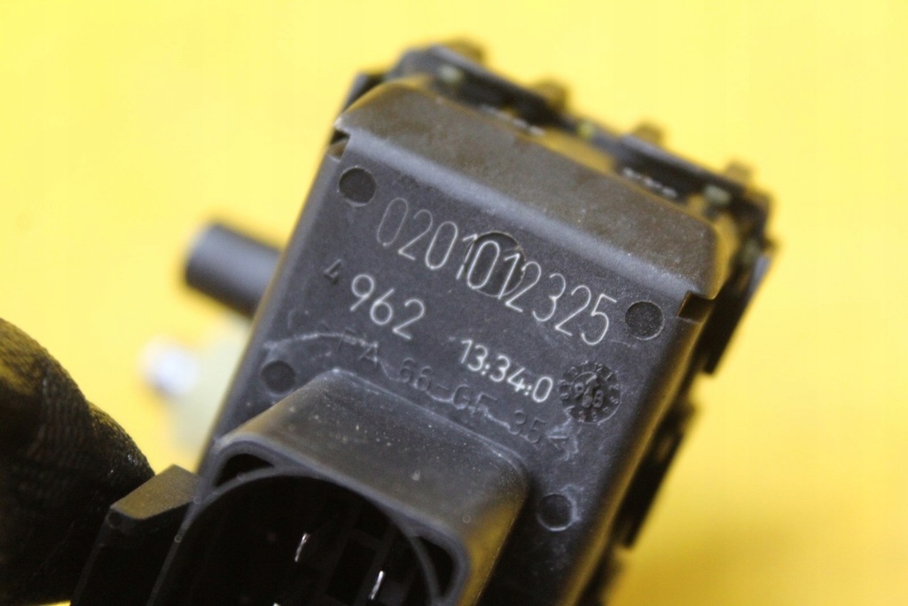 фото №7, Моторчик стекло правый перед a6 c5 4b0959802b