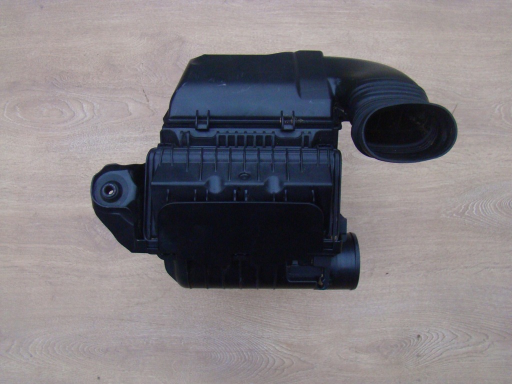 фото №1, Renault megane ivobudowa фильтра воздуха