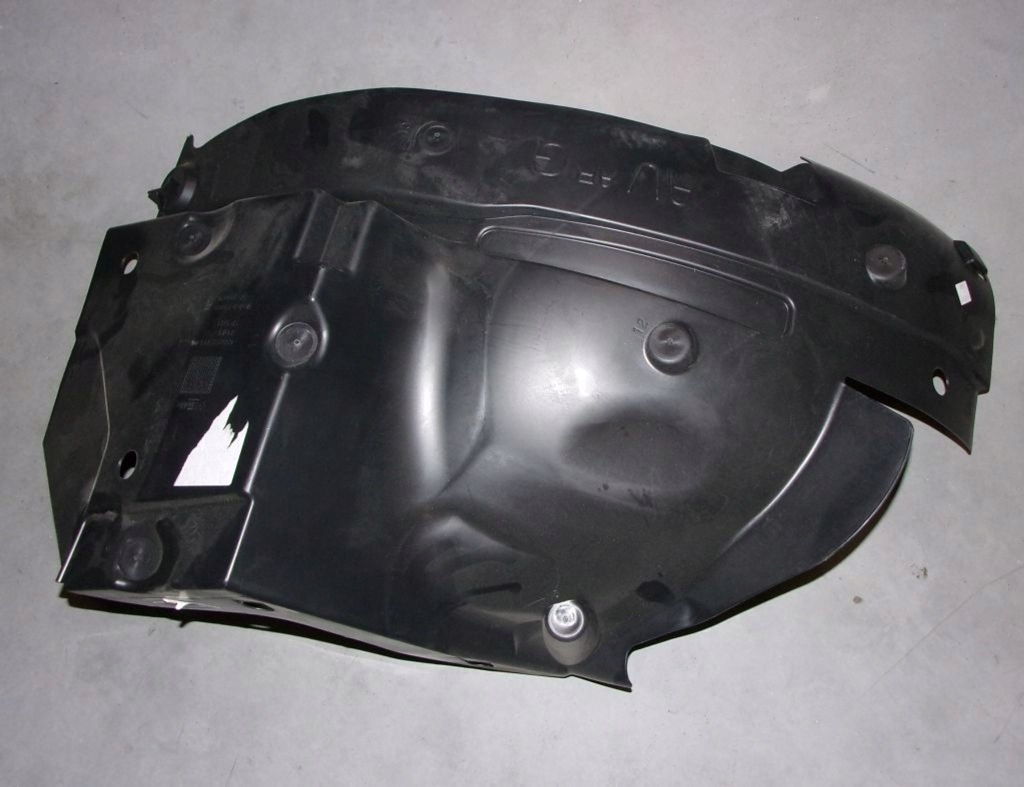 Купить Подкрылок r trafic 3 левое  перед задняя 638432274r