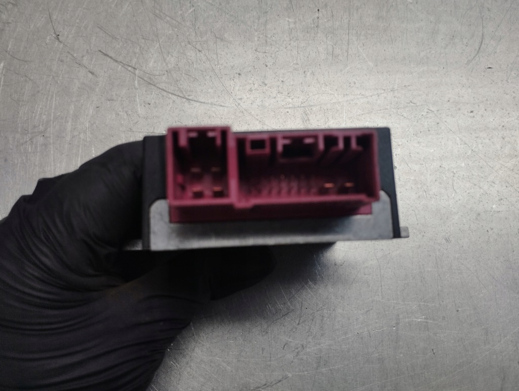 Bmw e90 e91 блок управления насоса топливной 7276046 Киев