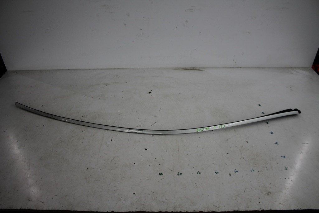 фото №1, Молдинг кузовная левая c775 mercedes cls c219