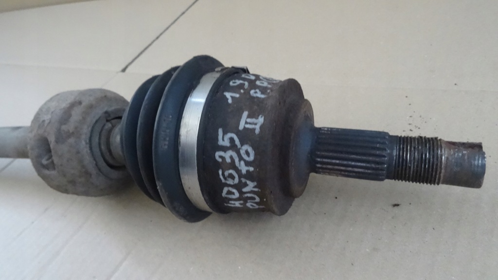 Punto 2 2 1.9d привідний вал правий перед Оригінал