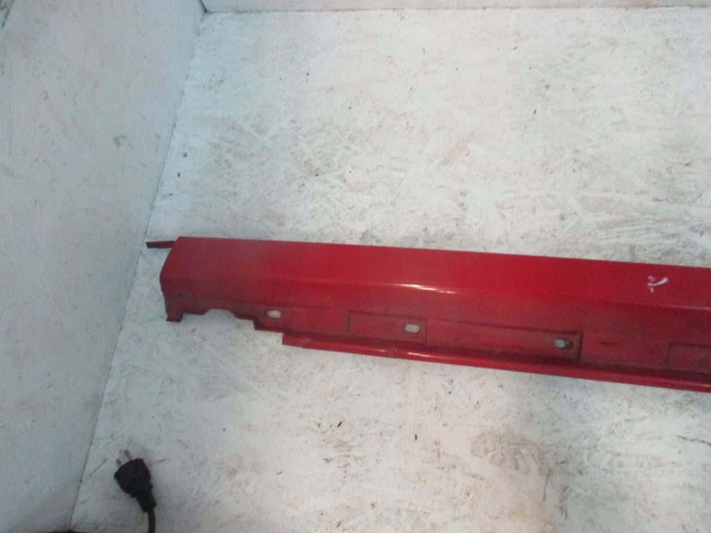 фото №4, Audi a4 b7 kombi молдинг поріг права ly3j