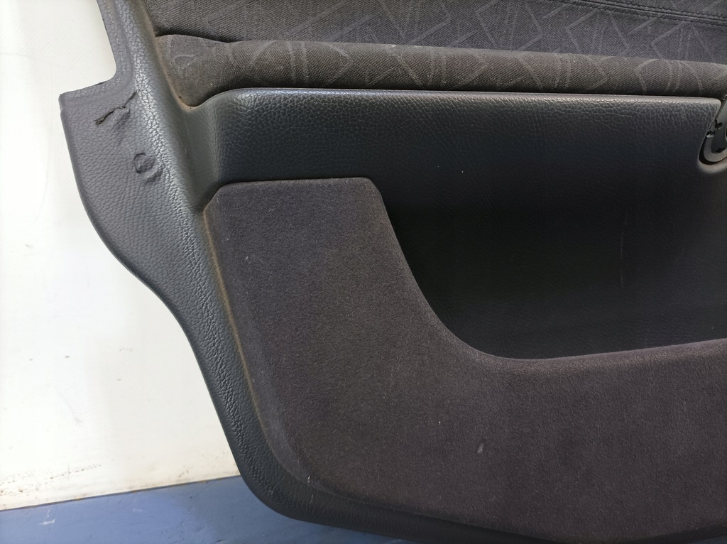 фото №4, Mercedes c w203 оббивка двері перед ліва