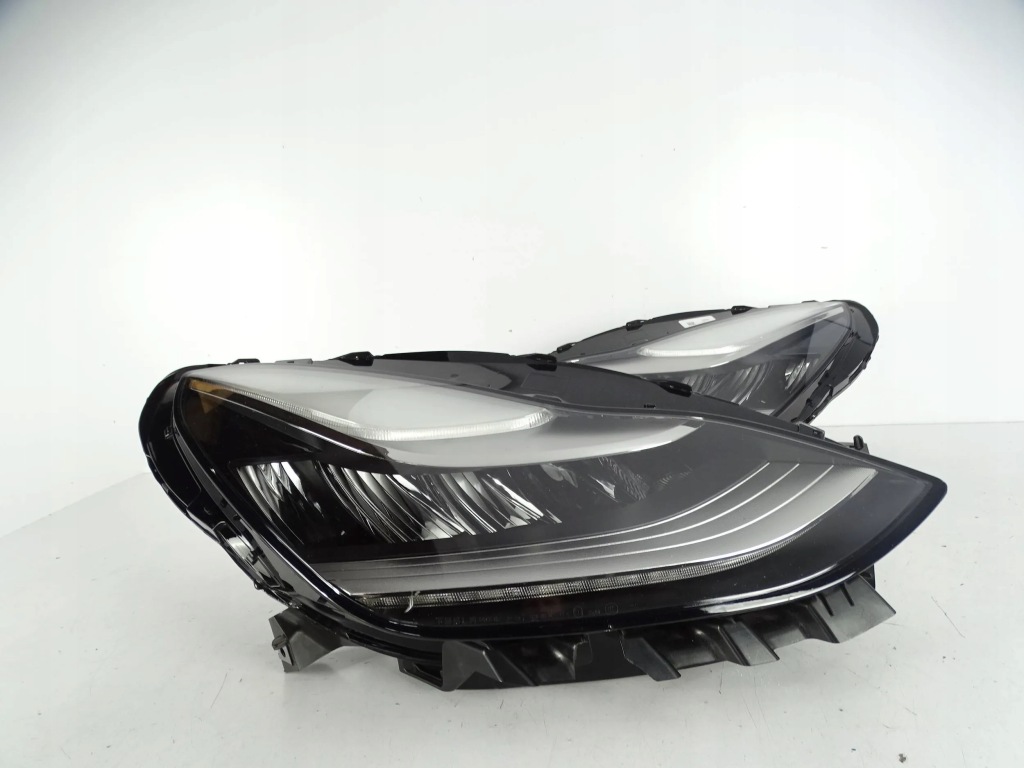 Купить Фара перед передняя правый  tesla 3 full led