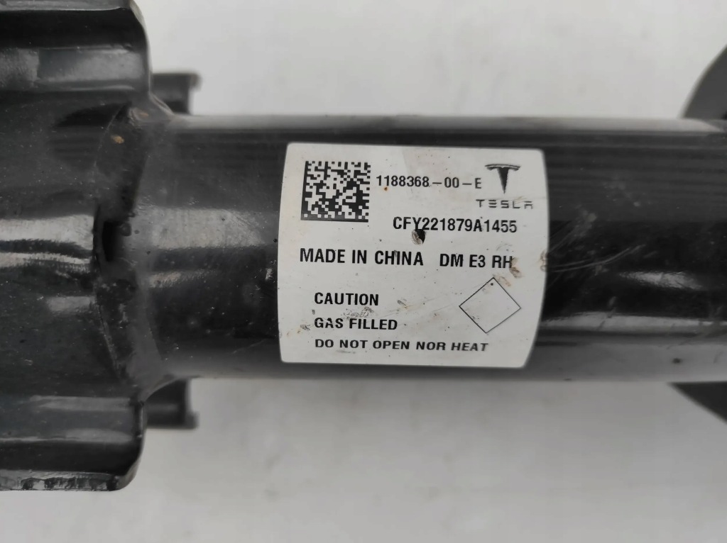 Амортизатор перед передний правый tesla model y Оригинал