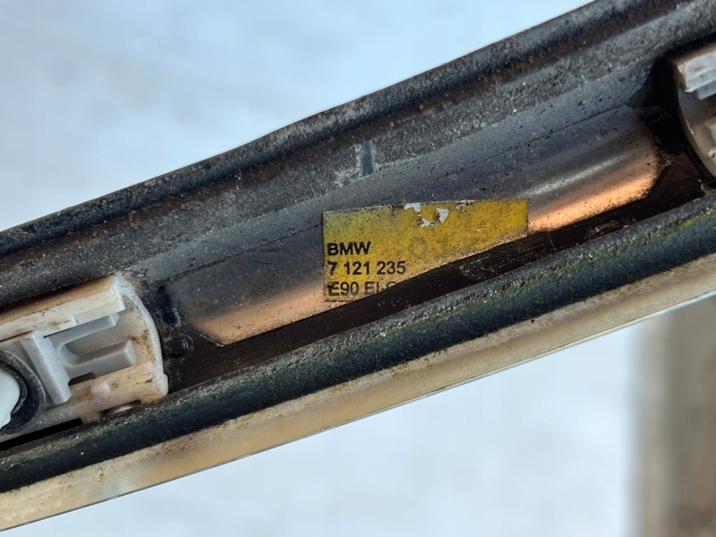 Bmw e90 молдинг кузовная кровельная крыша левая хром 7121235 Доставка